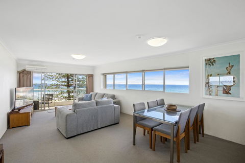 Narrowneck Court Holiday Apartments - Redcliffe Tourism 3