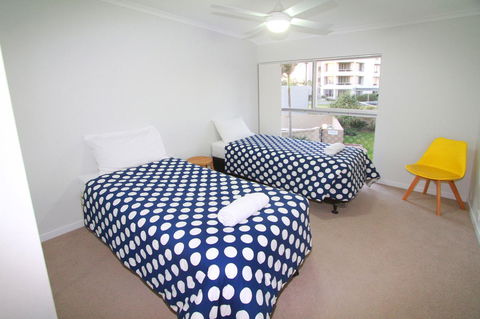 Narrowneck Court Holiday Apartments - Redcliffe Tourism 40