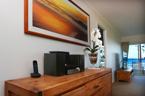Narrowneck Court Holiday Apartments - Redcliffe Tourism 33