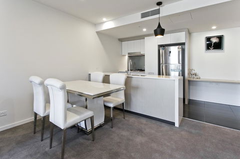 Arise Spice Apartments - Redcliffe Tourism 2