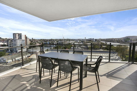 Arise Spice Apartments - Redcliffe Tourism 9