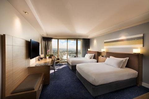 Sofitel Gold Coast Broadbeach - Redcliffe Tourism 6