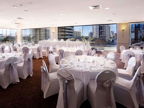 Sofitel Gold Coast Broadbeach - Redcliffe Tourism 36