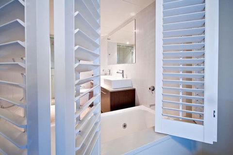 Lanai Riverside Apartments - Redcliffe Tourism 18