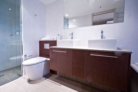 Lanai Riverside Apartments - Redcliffe Tourism 19