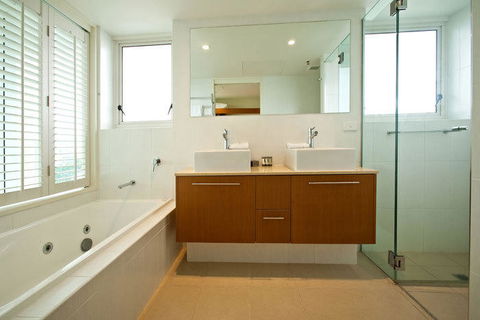 Lanai Riverside Apartments - Redcliffe Tourism 39