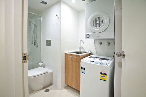 Lanai Riverside Apartments - Redcliffe Tourism 6