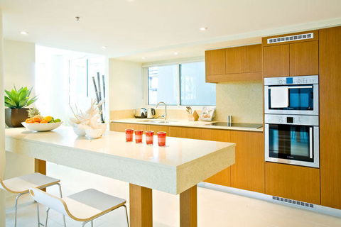 Lanai Riverside Apartments - Redcliffe Tourism 13