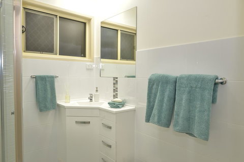 The Guesthouse Maleny - Redcliffe Tourism 31