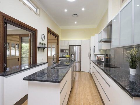 The Guesthouse Maleny - Redcliffe Tourism 27