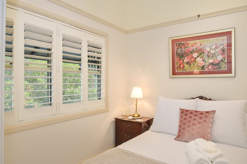 The Guesthouse Maleny - Redcliffe Tourism 18