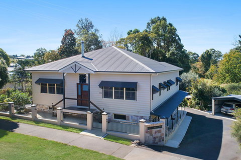 The Guesthouse Maleny - Redcliffe Tourism 8