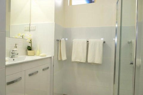 The Guesthouse Maleny - Redcliffe Tourism 42