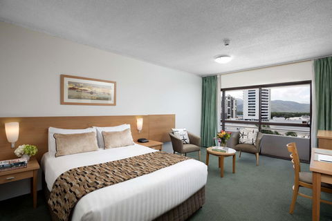 The Benson Hotel - Redcliffe Tourism 5