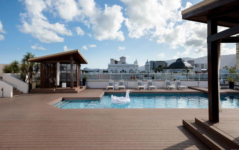 The Benson Hotel - Redcliffe Tourism 0