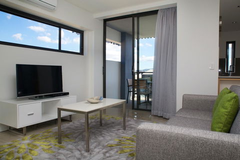 Atrio Apartments - Redcliffe Tourism 14