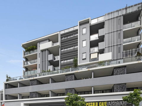 Atrio Apartments - Redcliffe Tourism 4
