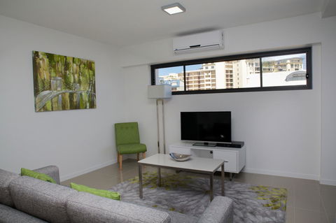 Atrio Apartments - Redcliffe Tourism 10