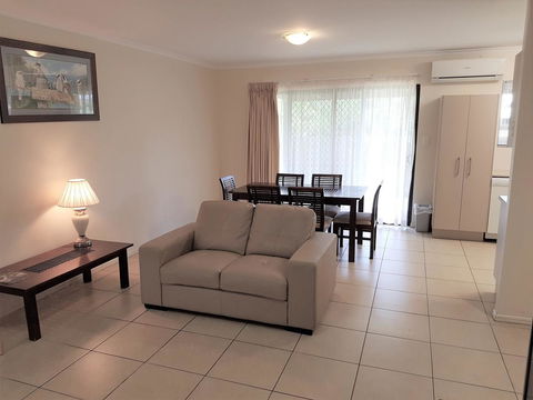 The Palms Motel - Redcliffe Tourism 10