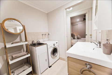 Shasta Place - Redcliffe Tourism 18