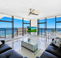 Beachcomber Holiday Apartment - Redcliffe Tourism