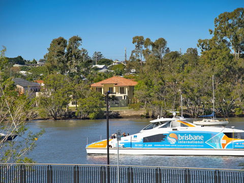 Anville Court - Redcliffe Tourism 11