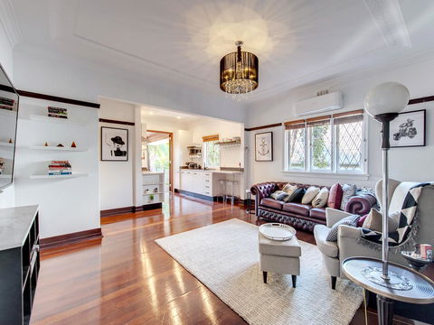 Anville Court - Redcliffe Tourism 6