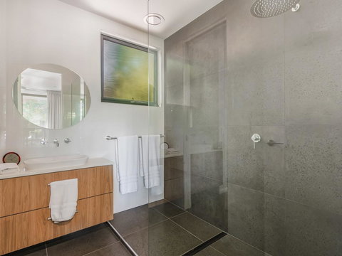 Sam's Buderim Mountain Guest House - Redcliffe Tourism 18