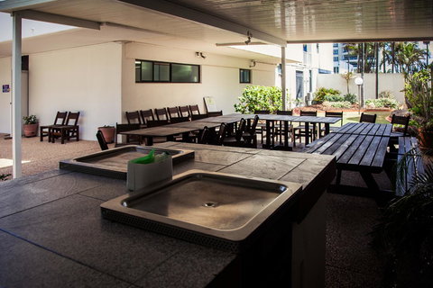 Elouera Tower - Redcliffe Tourism 11