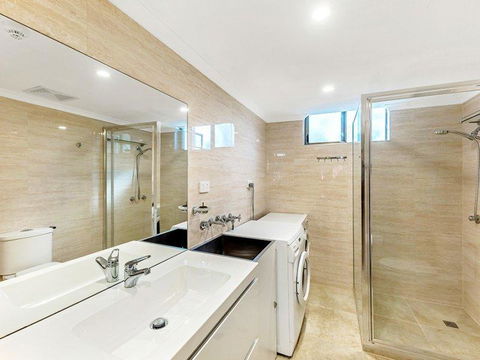 Enderley Gardens Resort - Redcliffe Tourism 8