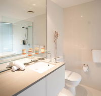 Circle On Cavill Surfers Paradise Apartments - Redcliffe Tourism