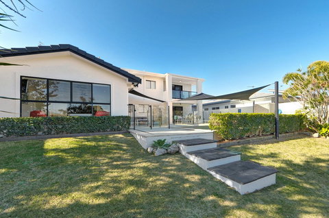 Casa Mexicali - Redcliffe Tourism 19