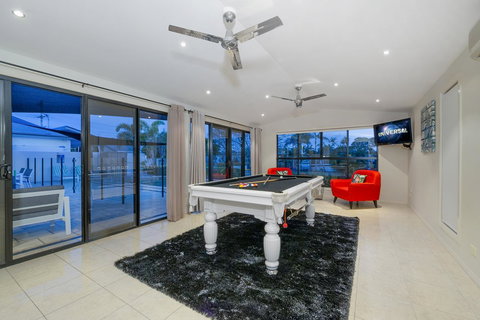 Casa Mexicali - Redcliffe Tourism 4