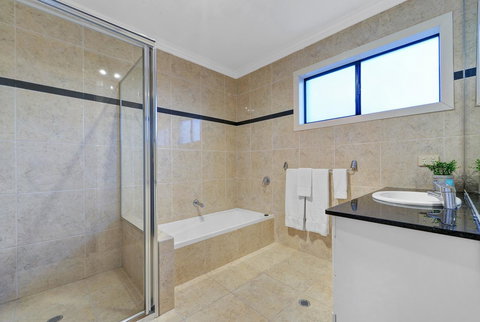 Casa Mexicali - Redcliffe Tourism 32