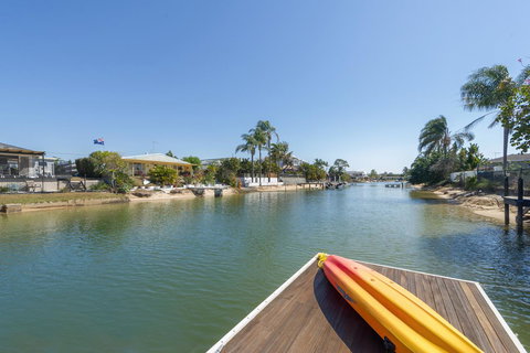 Casa Mexicali - Redcliffe Tourism 11