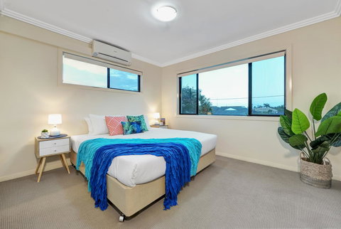 Casa Mexicali - Redcliffe Tourism 8