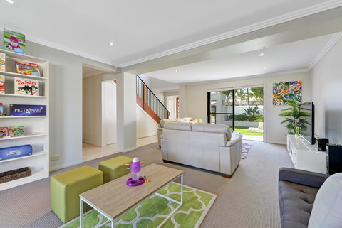 Casa Mexicali - Redcliffe Tourism 15