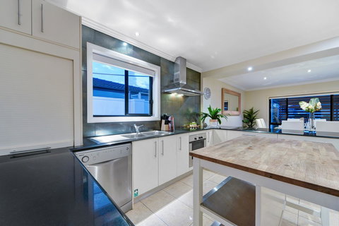 Casa Mexicali - Redcliffe Tourism 2