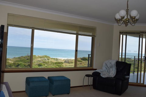 Watersun Beach House - Redcliffe Tourism 0