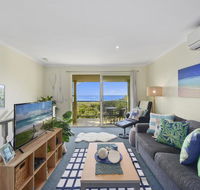 Waves at Sapphire - Redcliffe Tourism
