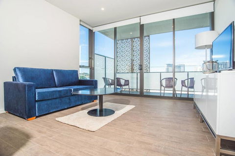 Wentworth Point 2Beds1Study2Bath Brand New APT - Redcliffe Tourism 0