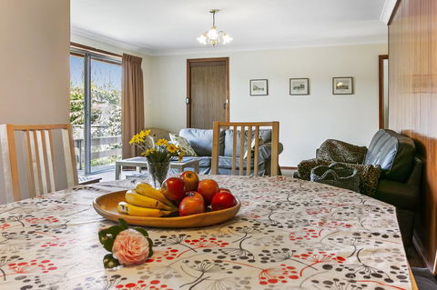 Wentworth Rose - Redcliffe Tourism 1
