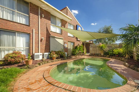 Werribee Motel And Apartments - Redcliffe Tourism 1