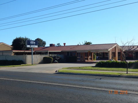 Werribee Park Motor Inn - Redcliffe Tourism 0