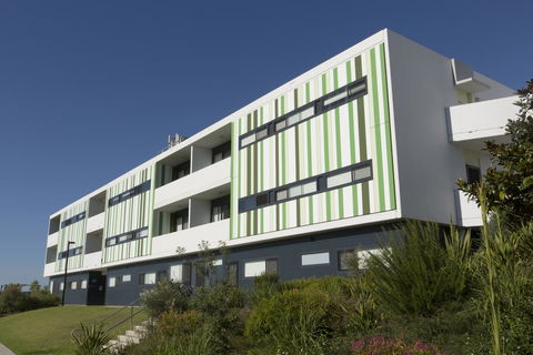 Western Sydney University Village - Campbelltown - Redcliffe Tourism 3