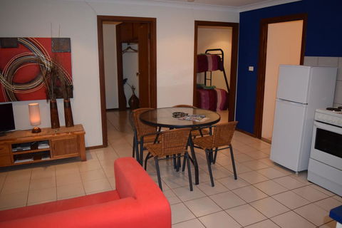 Wildsights Beach Units - Redcliffe Tourism 1