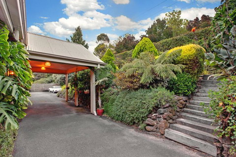 Wildwood Lodge - Redcliffe Tourism 3