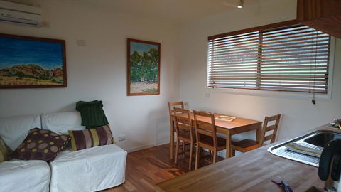 Wimmera Hills Winery - Redcliffe Tourism 0
