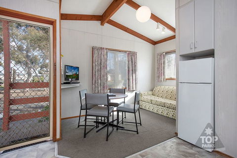 Wimmera Lakes Caravan Resort - Redcliffe Tourism 3