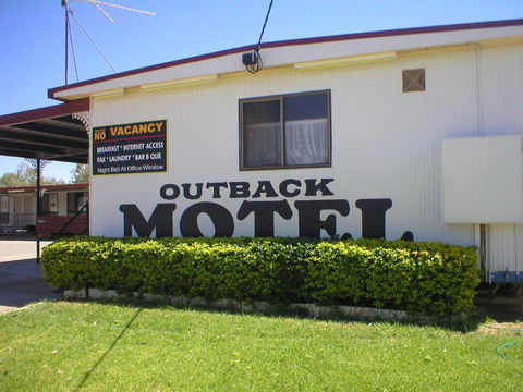 Winton Outback Motel - Redcliffe Tourism 0